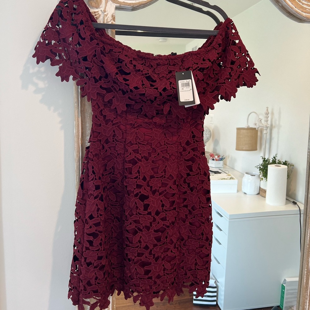 Mini bodycon strapless dress